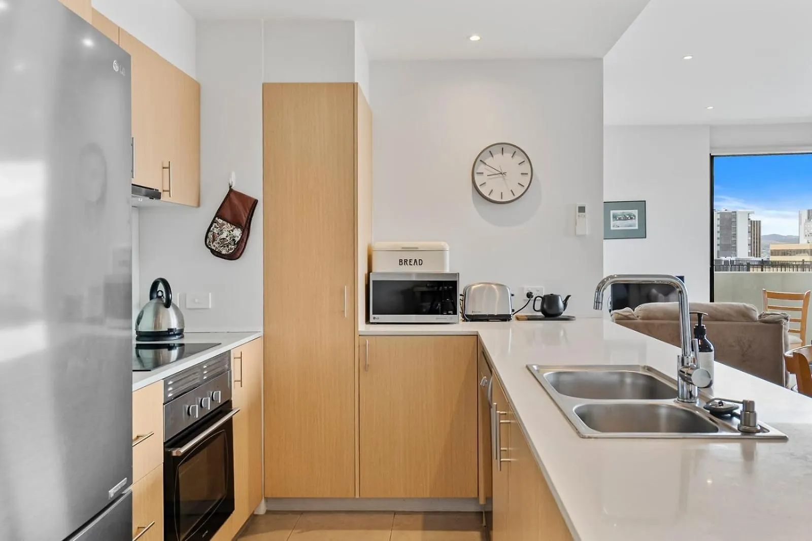 Stay And Play In The Heart Of Hobart